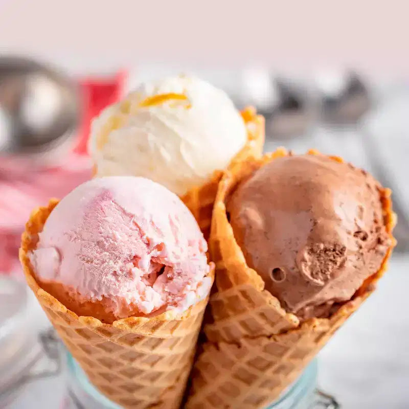 Nostalgia 4-Quart Electric Ice Cream Maker with Easy-Carry Handle